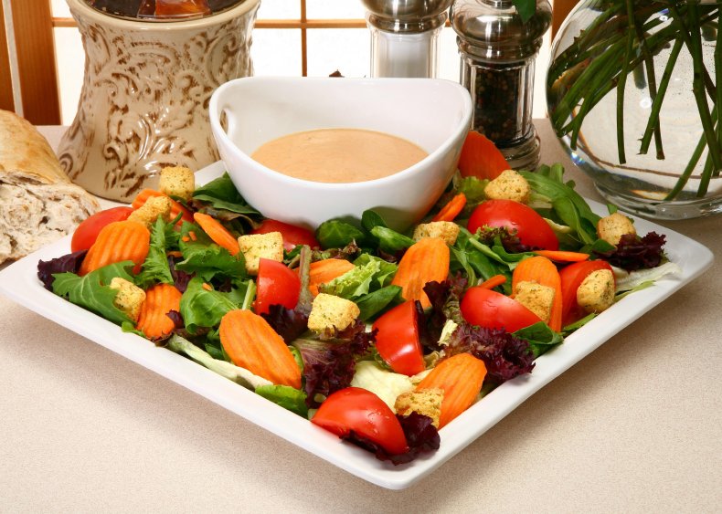 1938: French dressing hits grocery store shelves