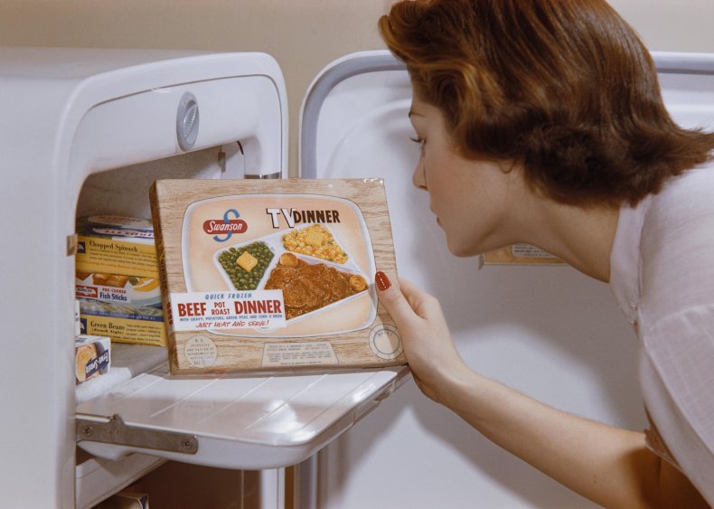 1944: First frozen dinner is born