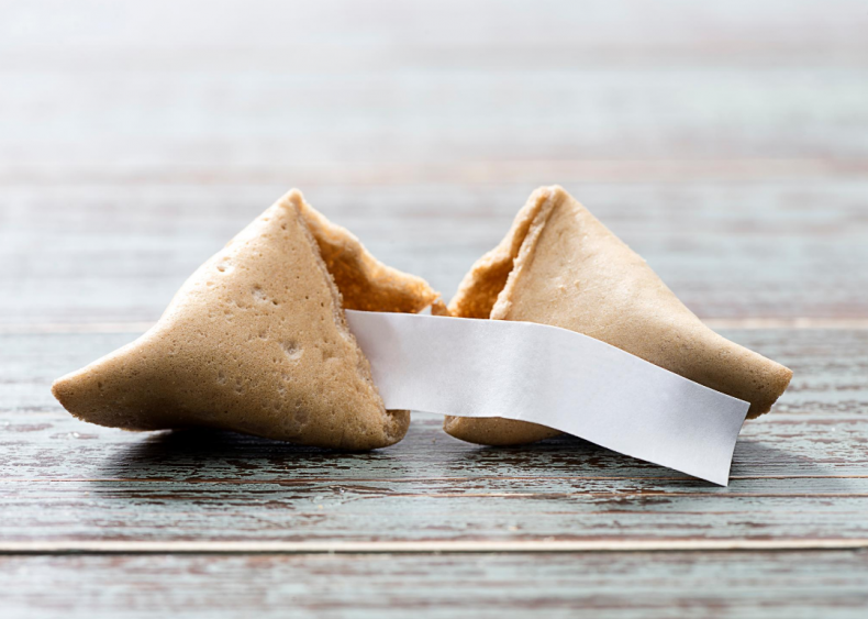 1973: Shuck Yee invents fortune cookie folding machine