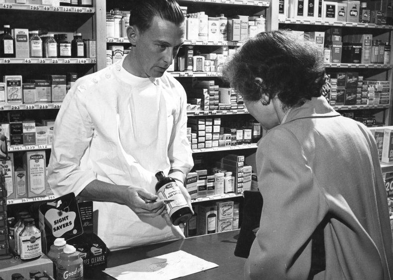 1976: FDA bans red dye No. 2