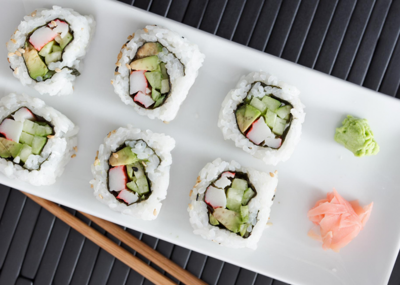1979: Associated Press documents California Roll