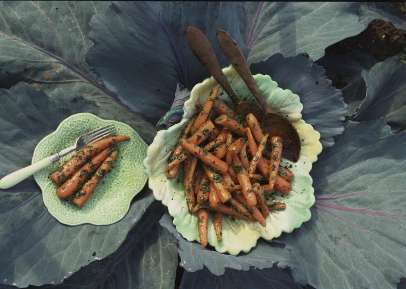 1986: Farmer invents baby carrots