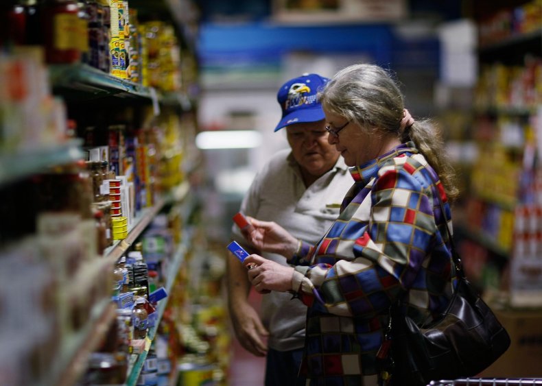 2008: Food prices spike 45%