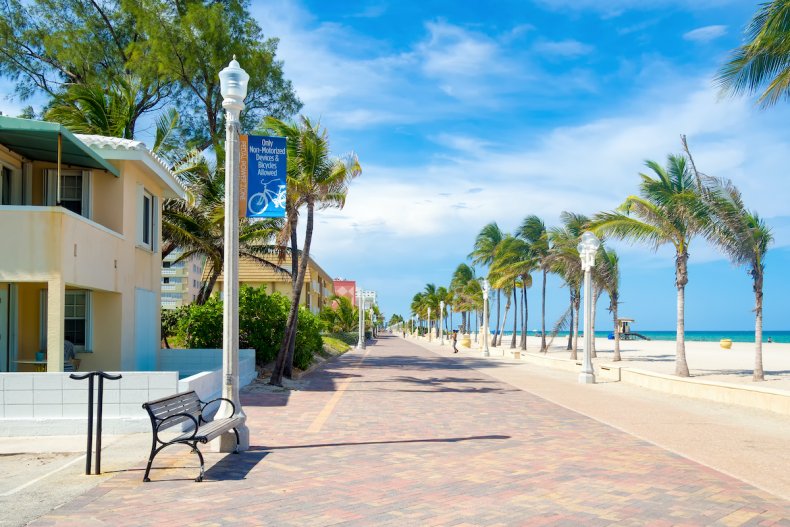 Hollywood, FL