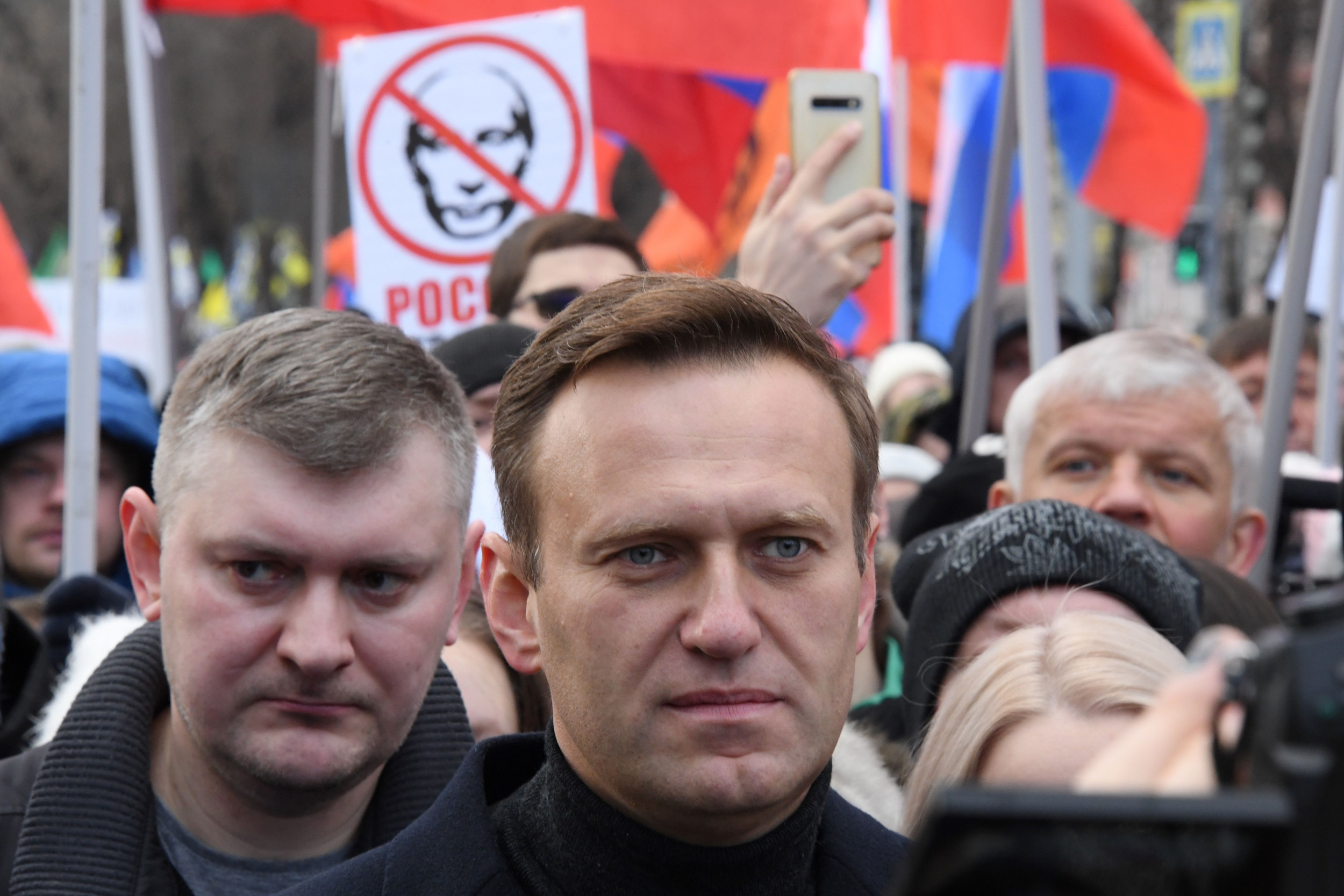 German Doctors Refute Russia, Say Opposition Leader Alexey Navalny Was ...