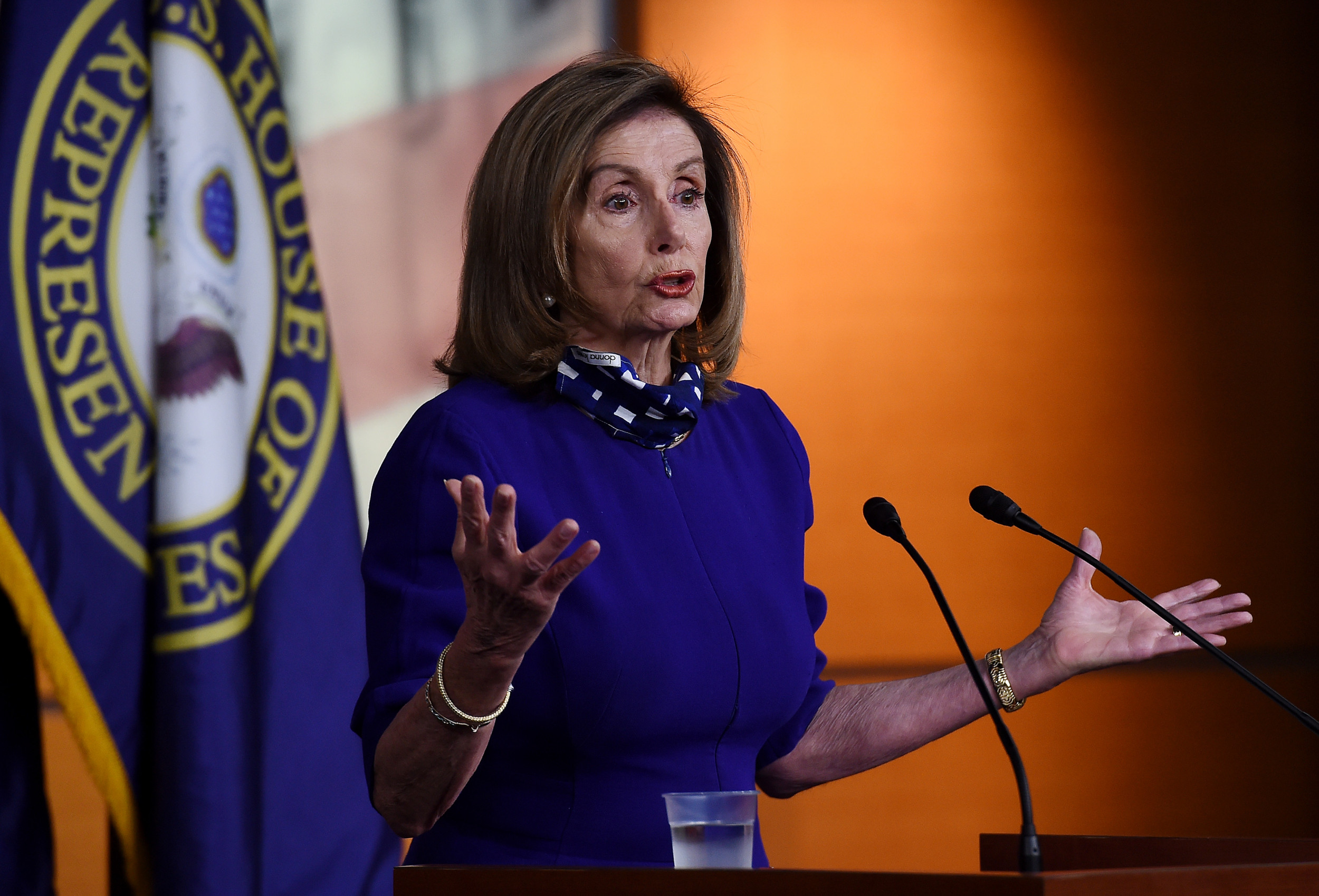 Stimulus Deal Still Nowhere in Sight After Pelosi, White House Briefly ...