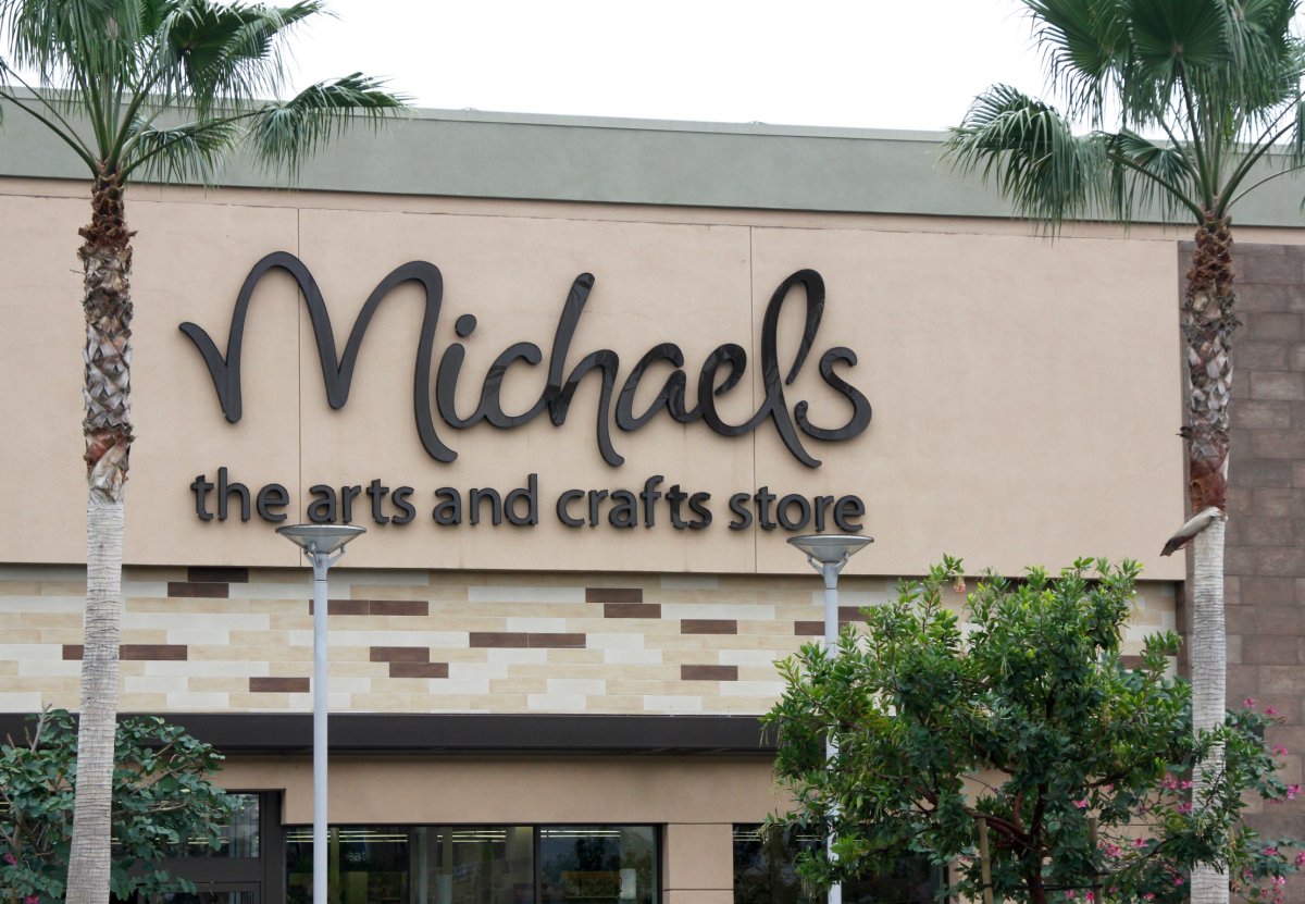 You Can Chat With Fellow Crafters Through the Michaels Website