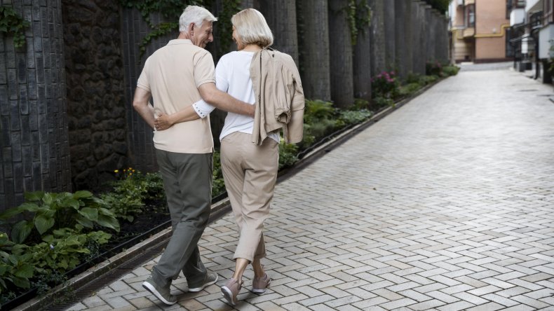 8 Tips to Happy Healthy Aging Process