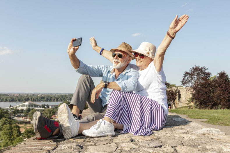 8 Tips to Happy Healthy Aging Process