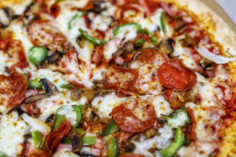 Man Steals Pizza Shop's Tip Jar