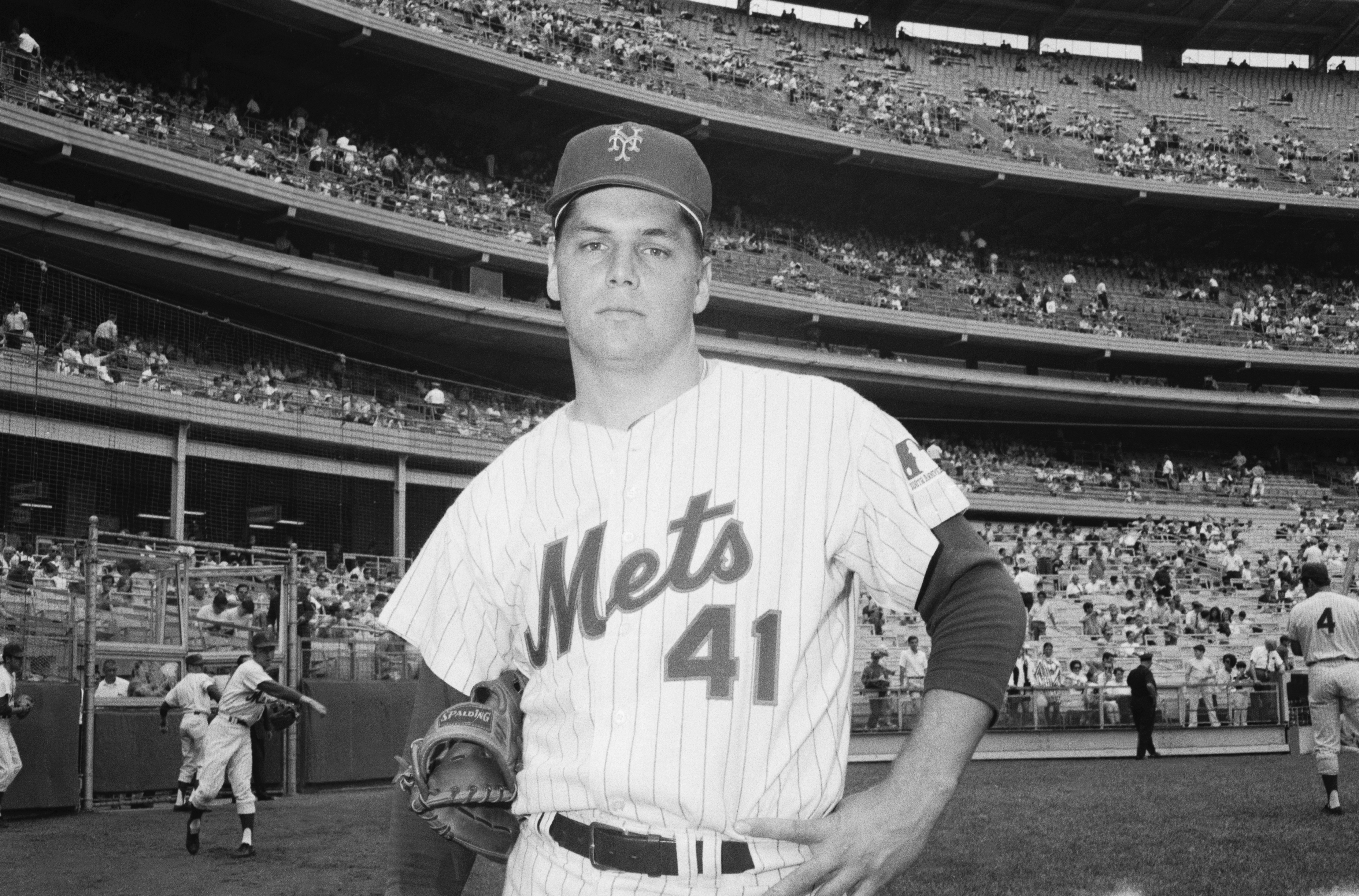 Cincinnati Reds Tom Seaver (41) during a game from his 1977 season. Tom  Seaver played for 20 years with 4 different teams and was a 12-time  All-Star, National League Cy Young winner