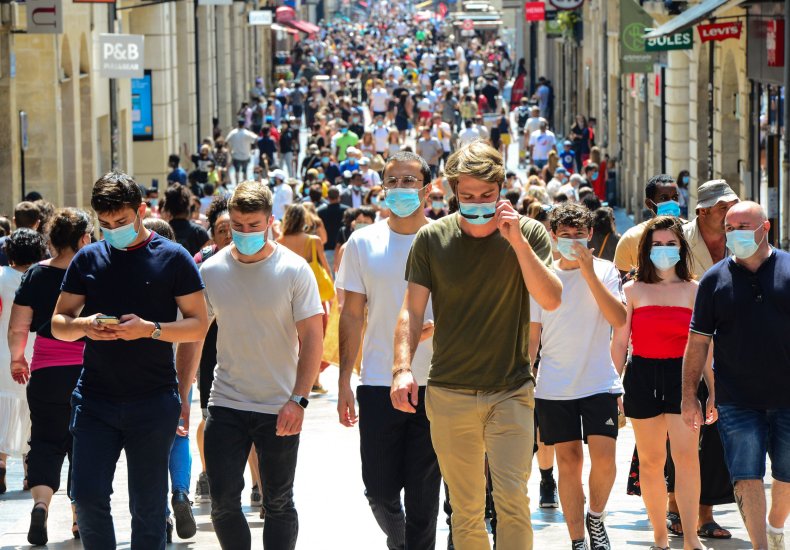Bordeaux shopping street France coronavirus August 2020