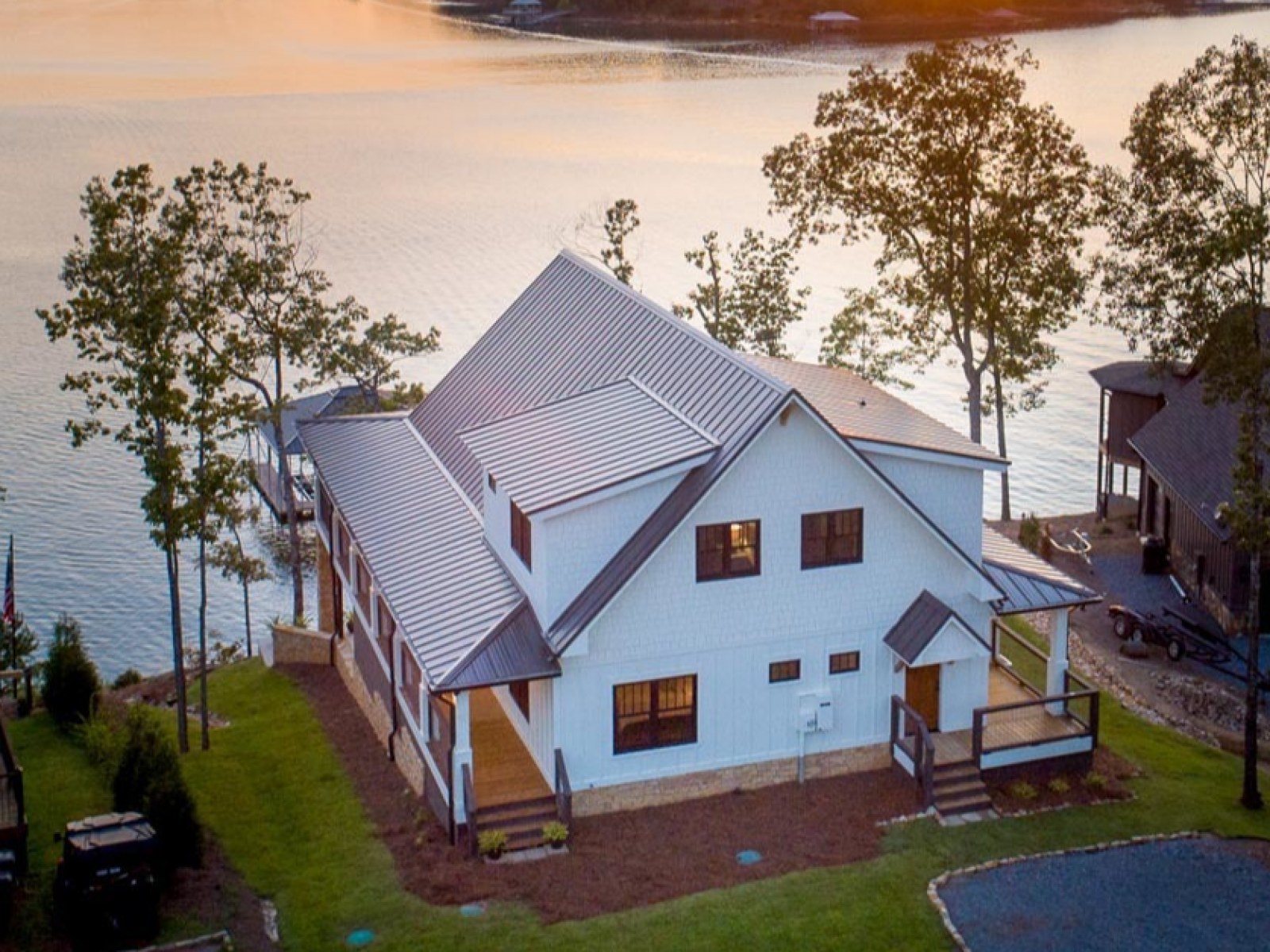 amazing lakefront cottage plans