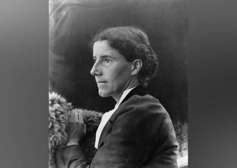 1898: Charlotte Perkins Gillman pushes for women’s financial independence 1898: Charlotte Perkins Gillman pushes for women’s financial independence