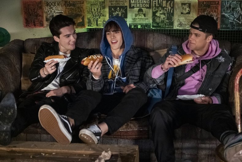 julie and the phantoms netflix cast julie and the phantoms netflix cast