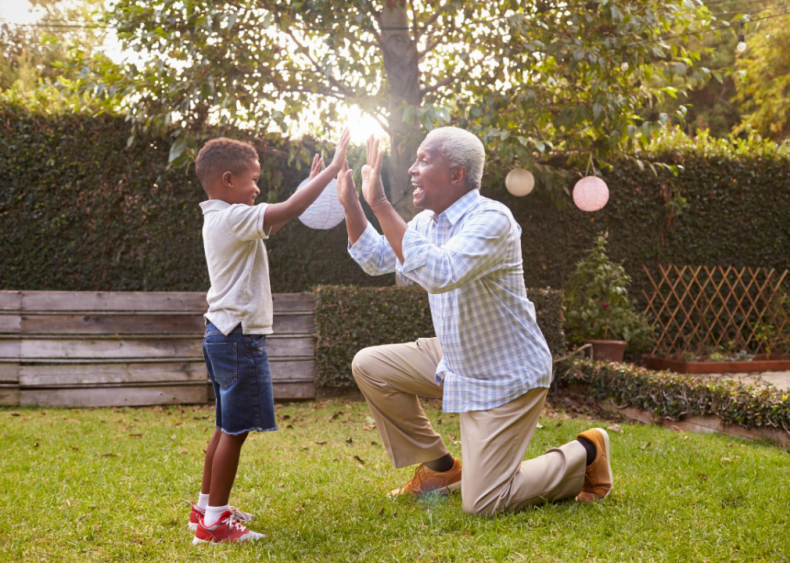 3.3 million seniors live in households with school-age children 3.3 million seniors live in households with school-age children