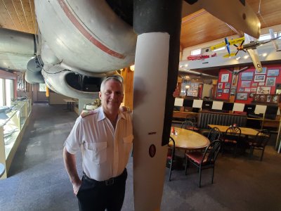 airplane, aviation, restaurant, food airplane, aviation, restaurant, food
