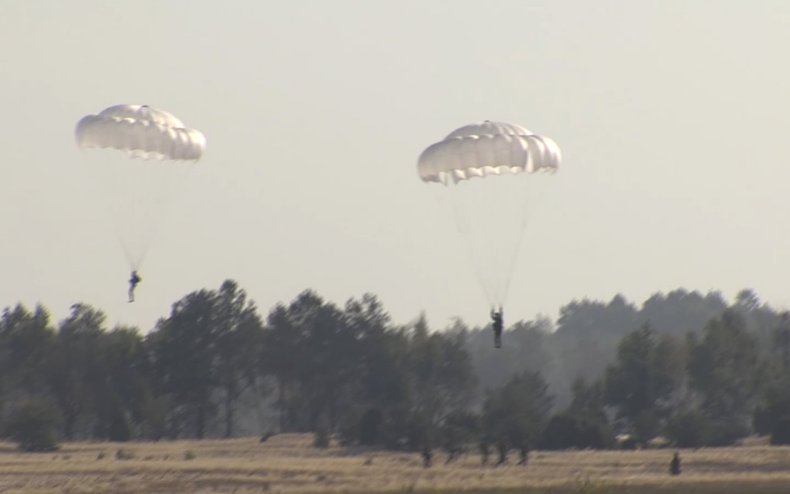 russia, belarus, paratrooper, drills, border