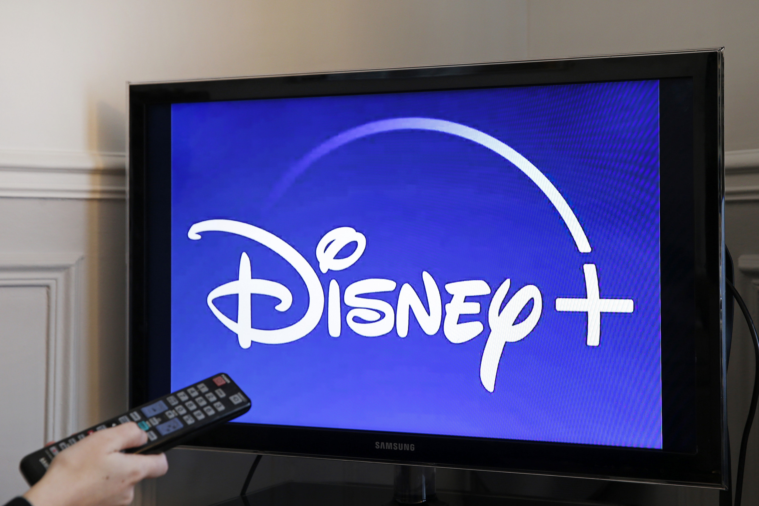 Disney Plus How to Use Groupwatch to Share Movie Night