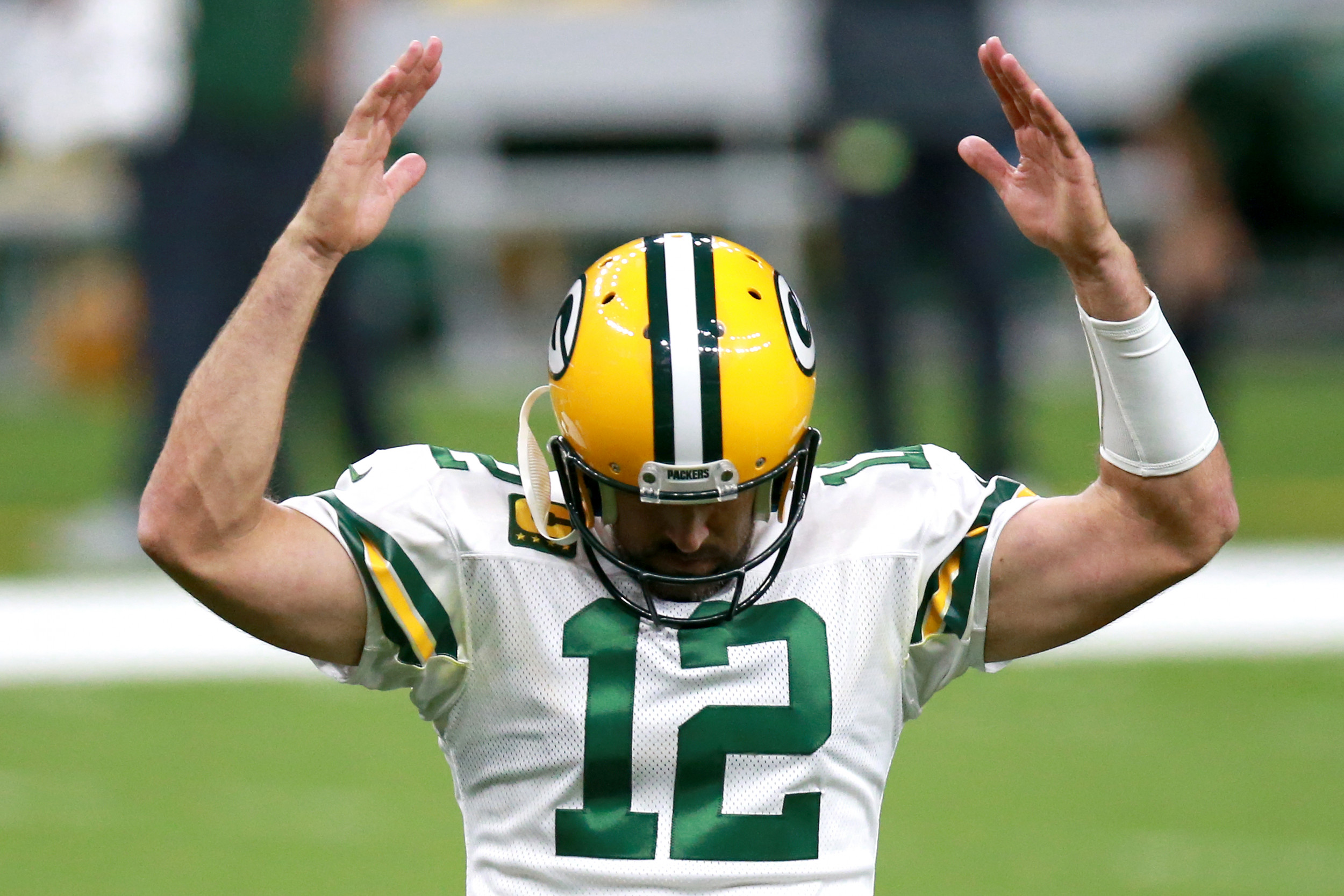 What channel is Packers vs. Falcons on today? Time, TV schedule