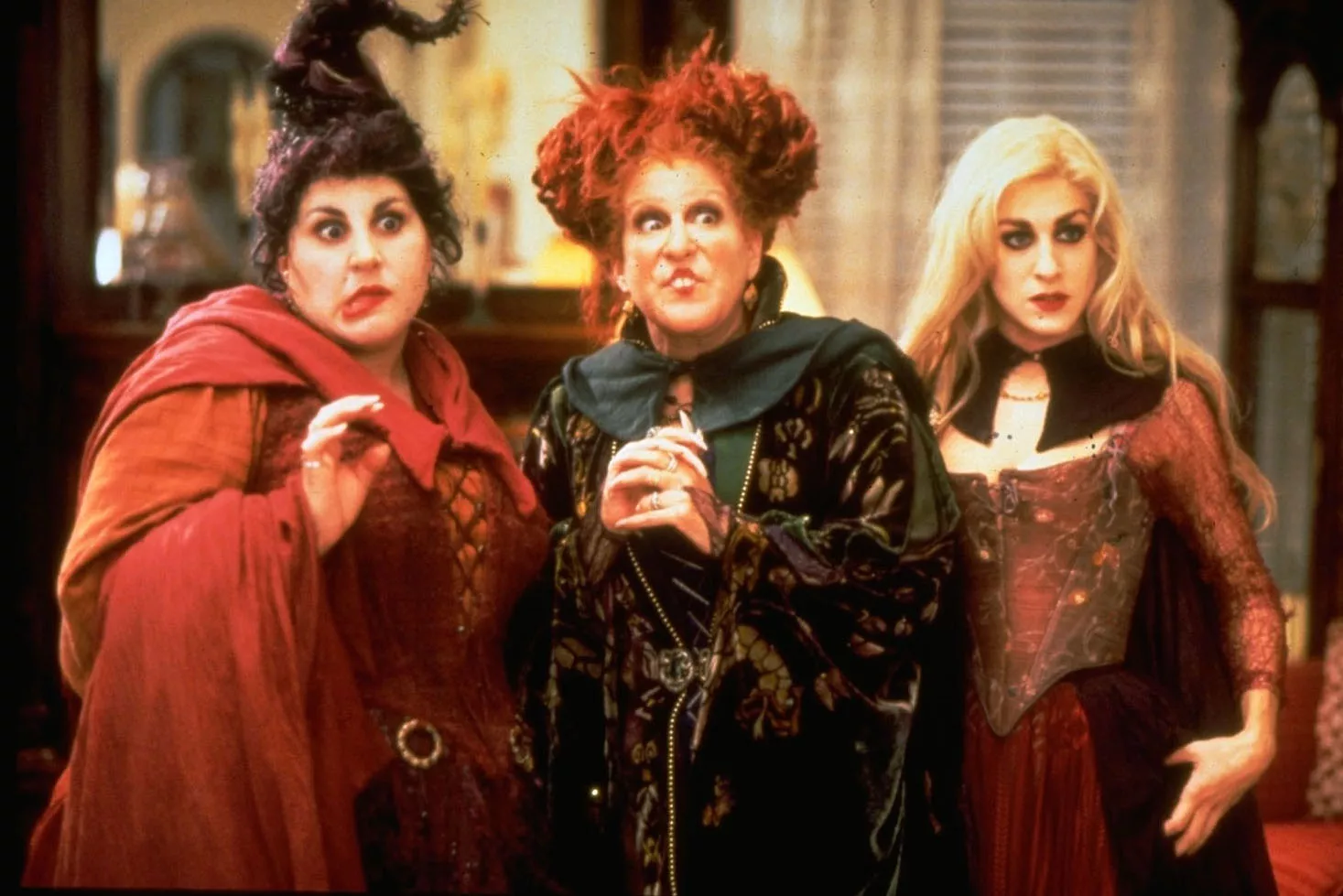 Bette Midler Rented Hocus Pocus Costume After Studio Denied Loaning Her One