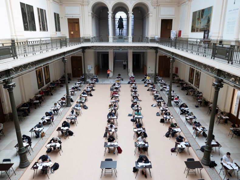 Vrije Universiteit Brussel university Belgium June 2020 Vrije Universiteit Brussel university Belgium June 2020