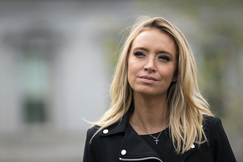 Kayleigh McEnany Hope Hicks Donald Trump COVID-19