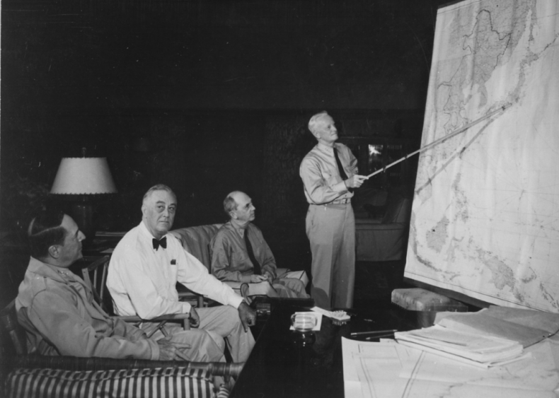 1944: Meeting in Hawaii 1944: Meeting in Hawaii