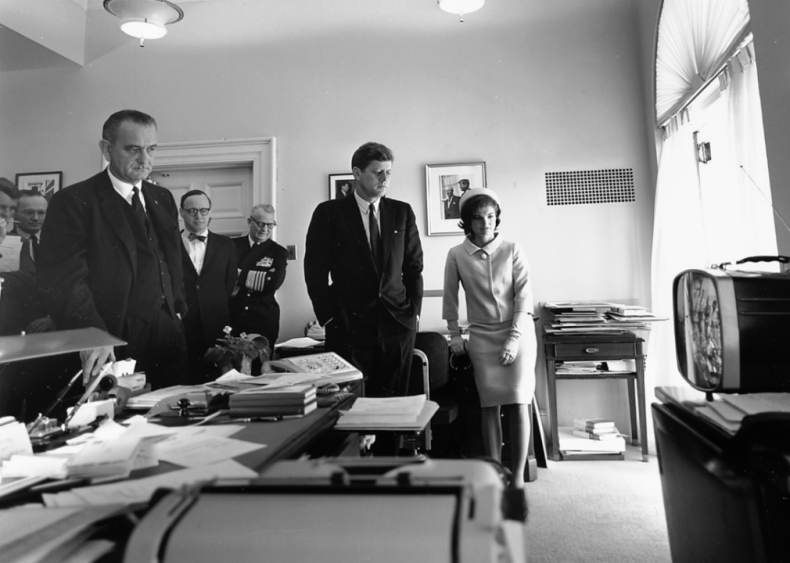 1961: Watching flight of Astronaut Shepard on television 1961: Watching flight of Astronaut Shepard on television