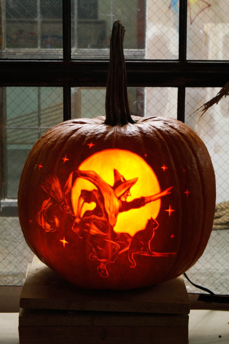 Airbnb Halloween