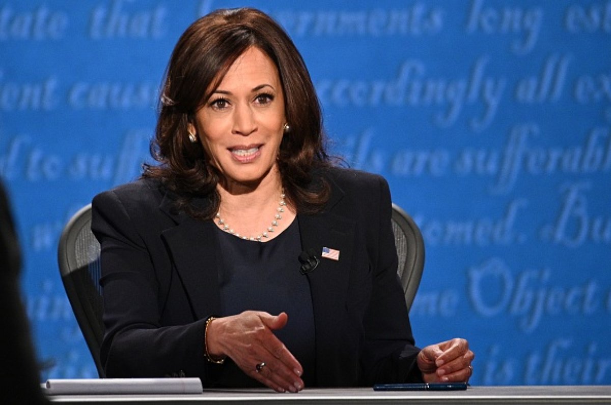 Copypasta Falsely Claims Kamala Harris Is 'Marxist by Association