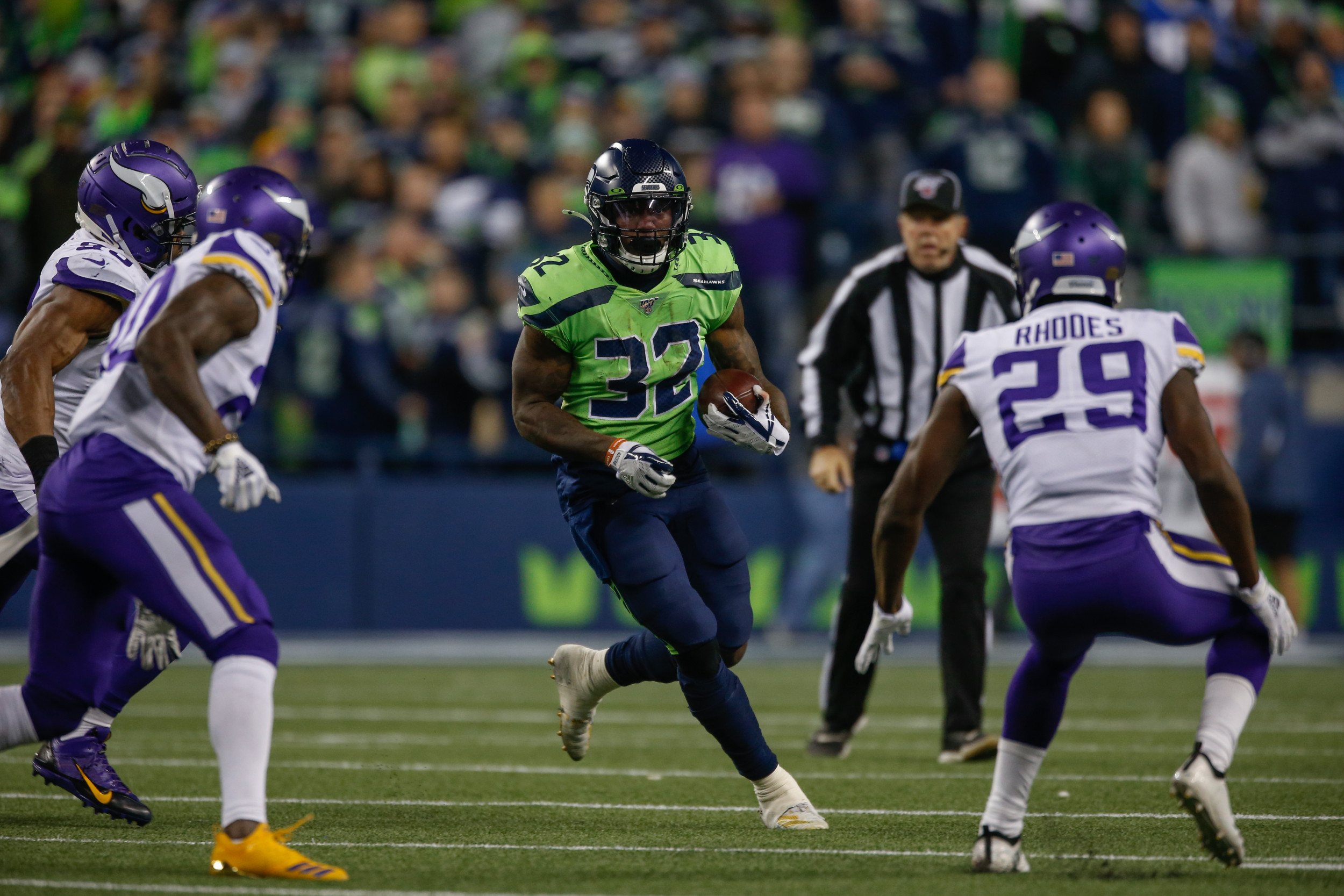 Seahawks Host Vikings in Crucial December Showdown