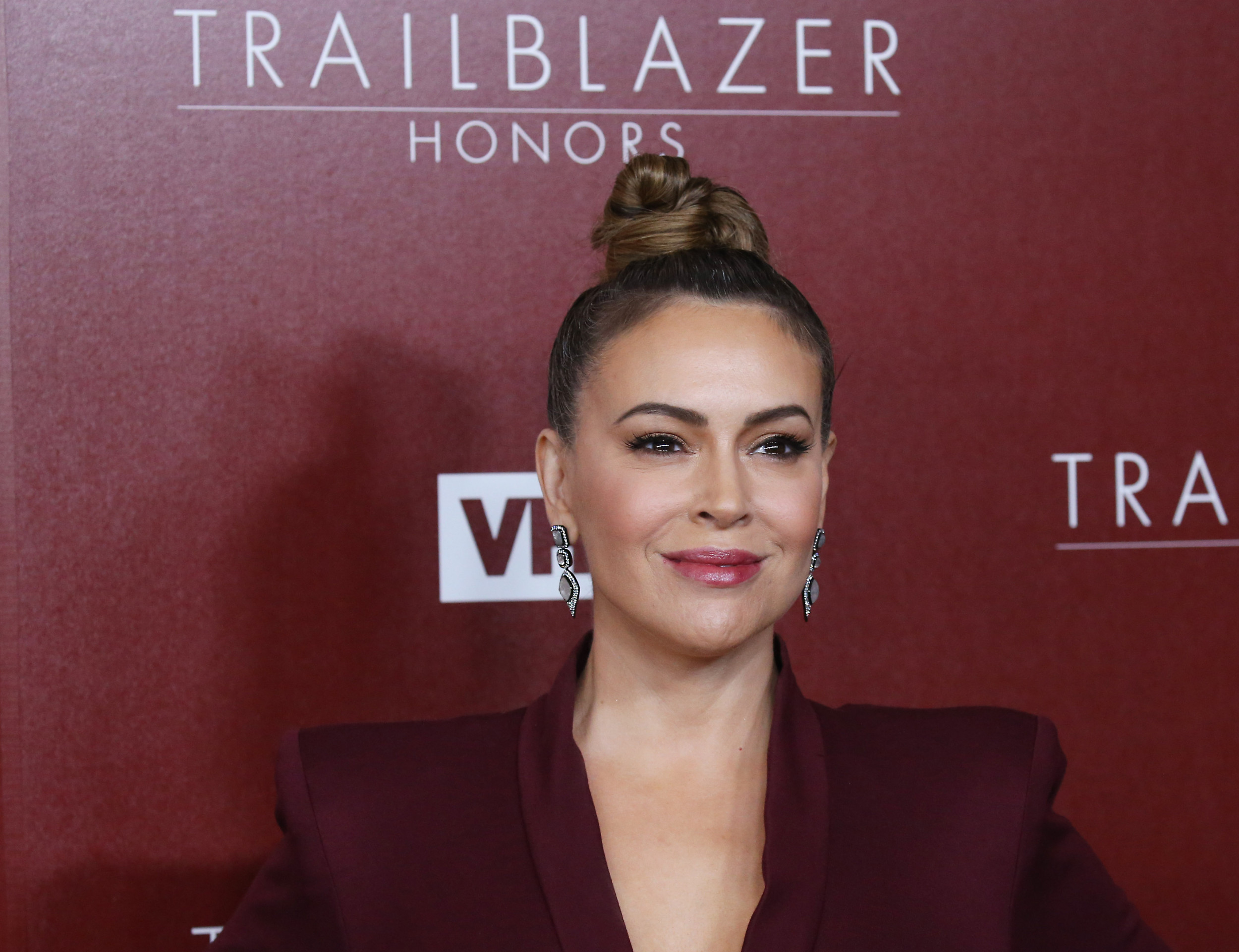 Alyssa Milano Criticized For Extending Olive Branch To Trump Supporters