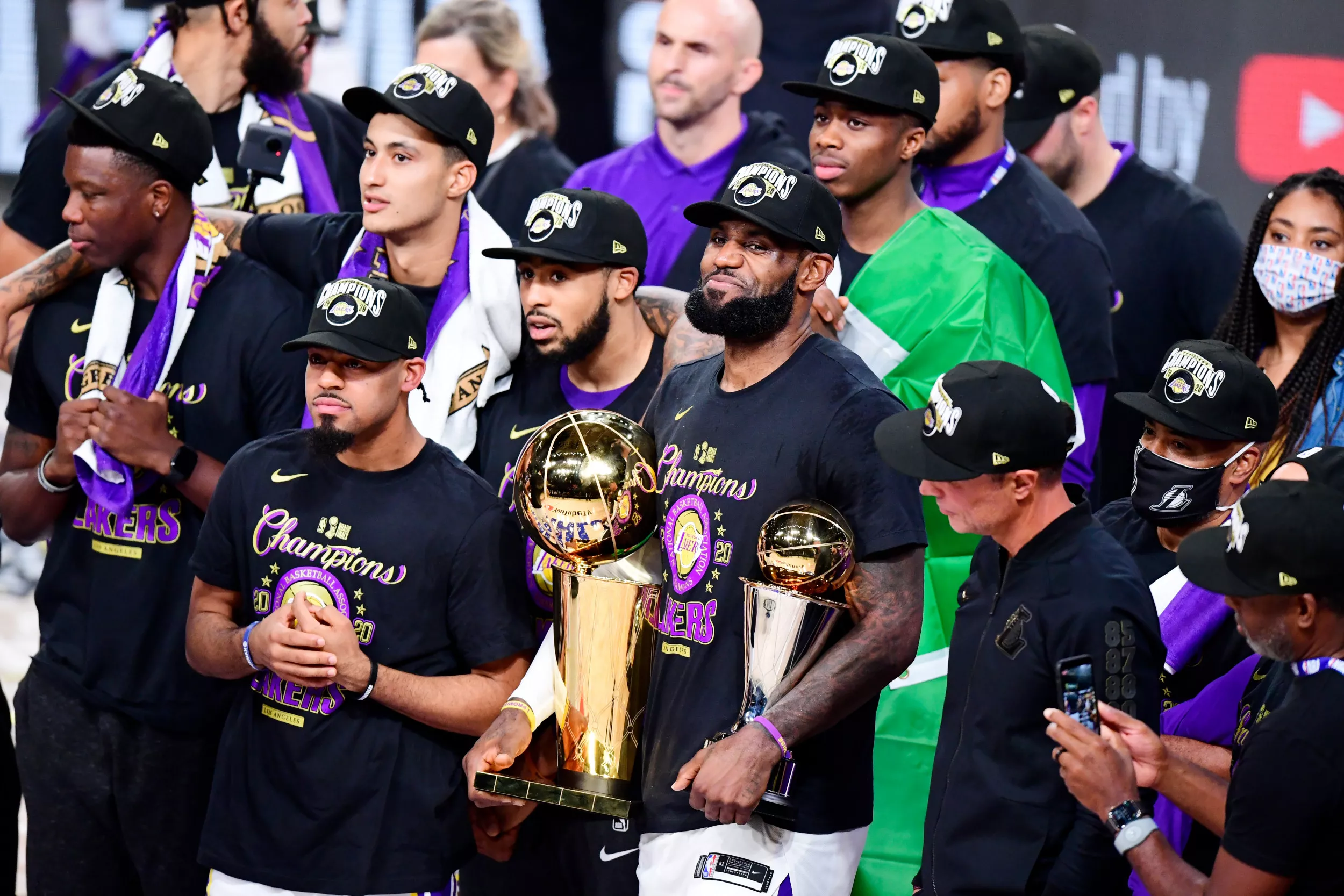 lebron laker hat