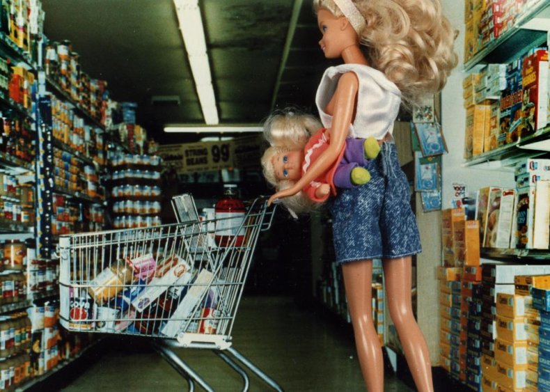 1963: Barbie the babysitter