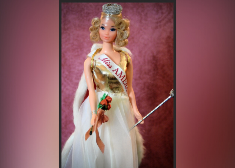 1974: Barbie turns 16