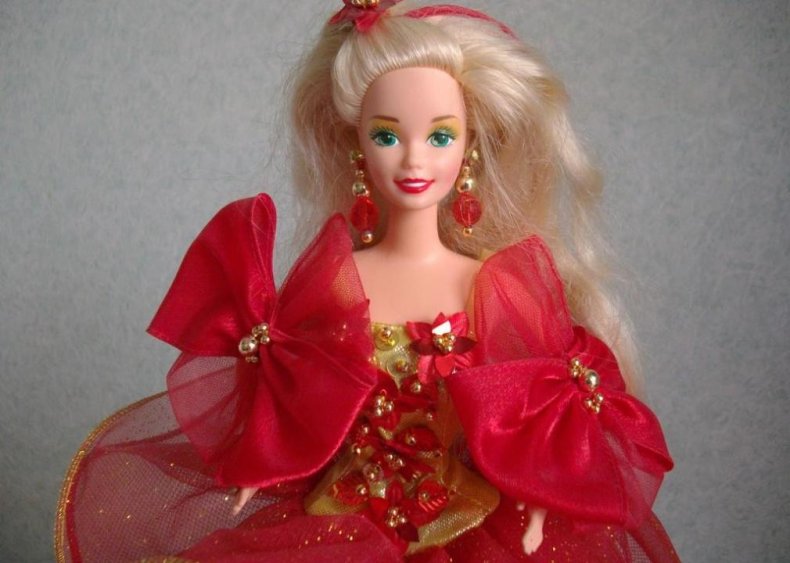 1988: Happy Holidays Barbie dresses up
