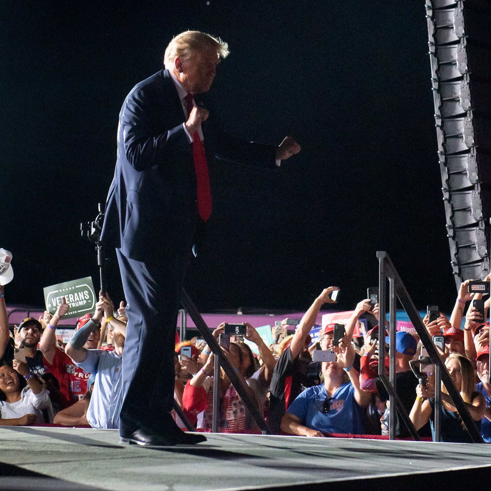 John Kerry Julia Louis Dreyfus And More React To Trump Inspired Tiktok Dance Trend