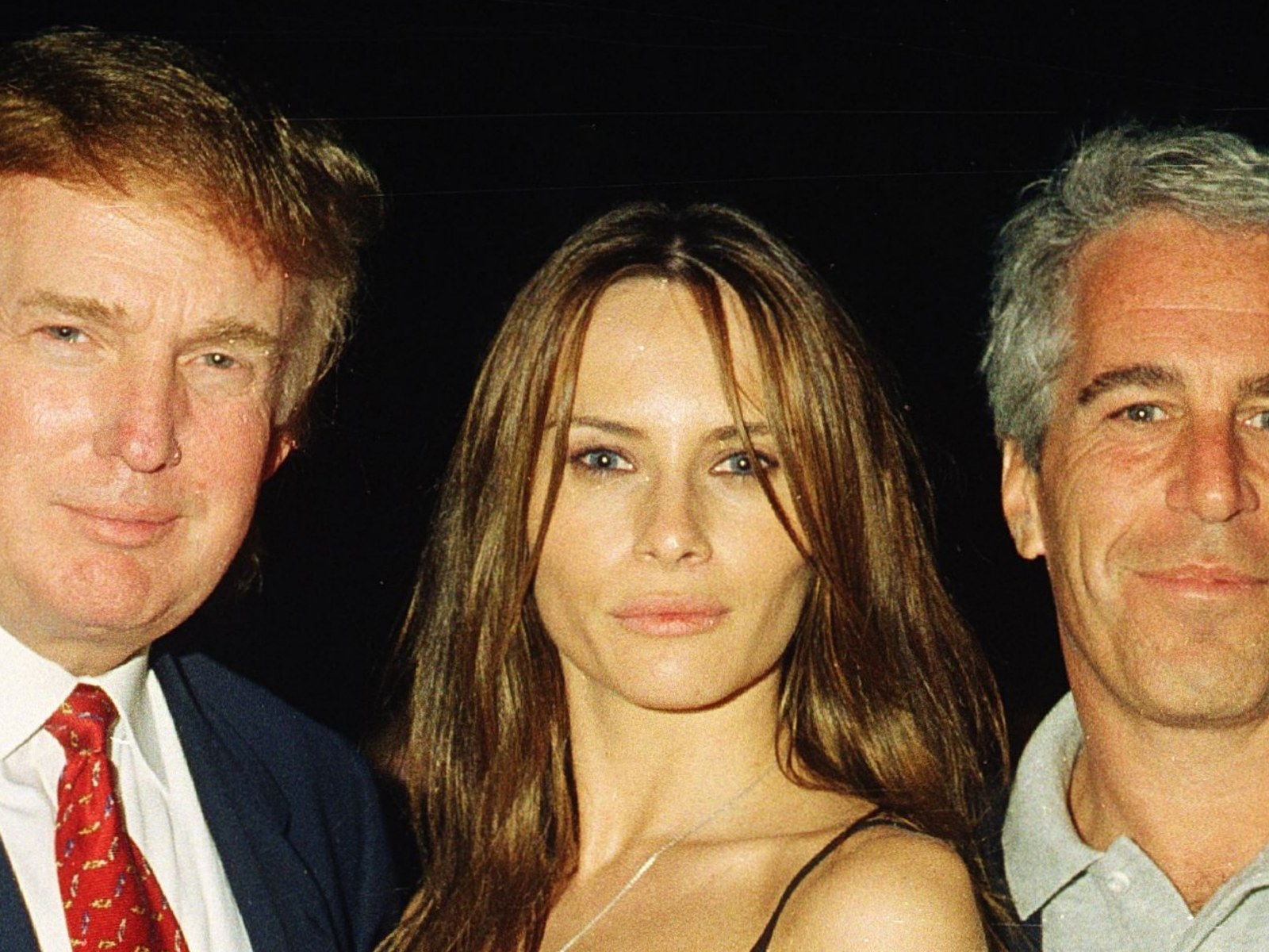 Jeffrey Epstein Told Inmates About Donald Trump and Bill Clinton Before  Death, Book Claims