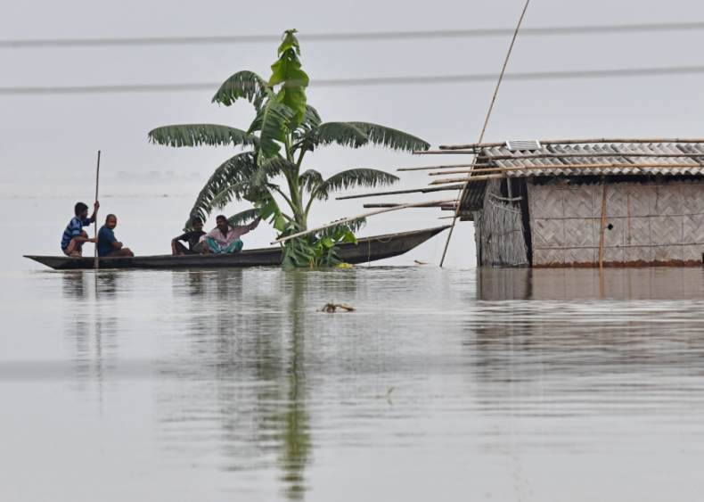 Monsoon floods affect millions in India and Bangladesh