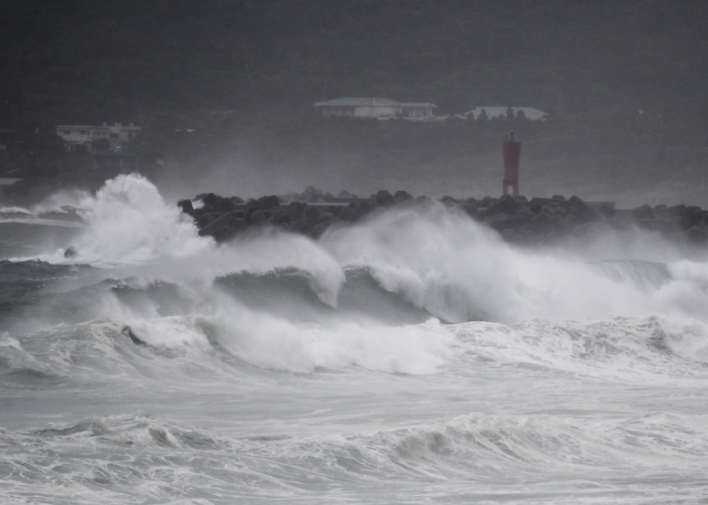 Super Typhoon Haishen hits Japan