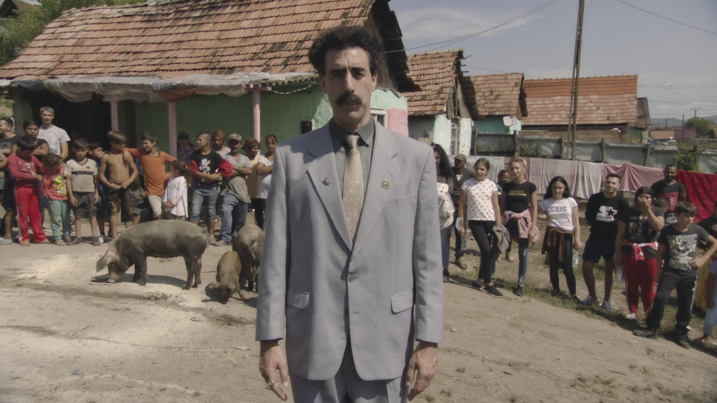 Watch the Moment Fans Realized 'Borat 2' Was Being Filmed in Front of Them