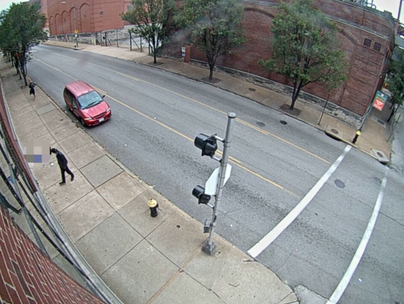 Man steals phone