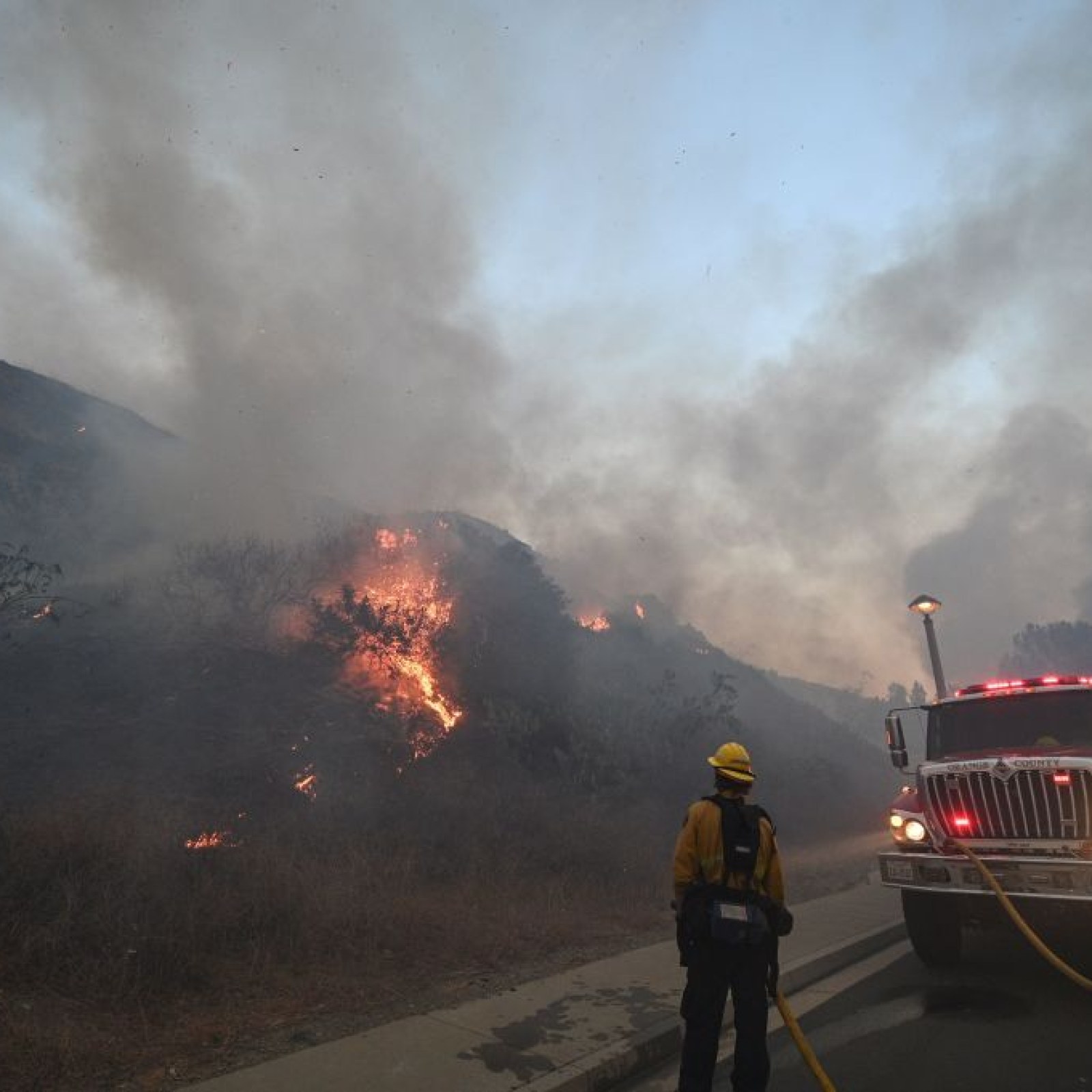Pg E Outage Map Updates As Hundreds Of Thousands Without Power In California Amid Wildfire Warnings
