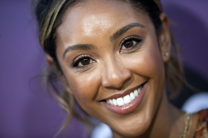 Tayshia Adams