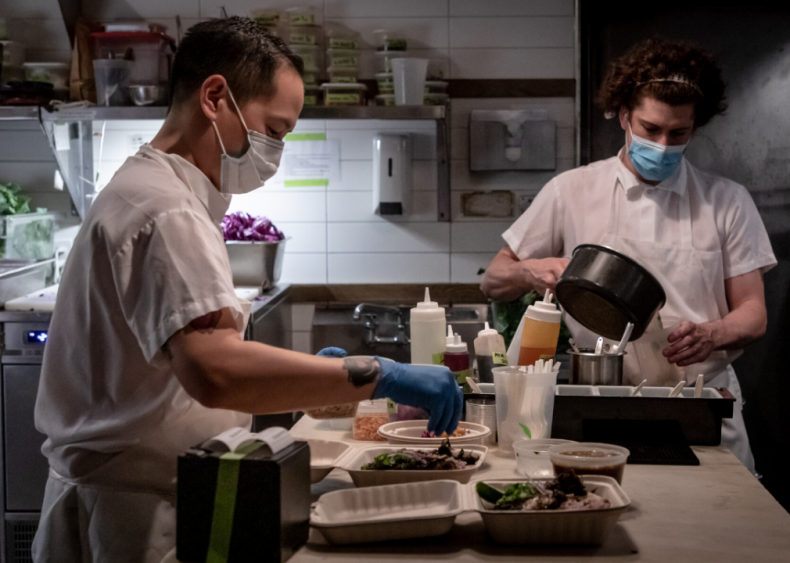Restaurant industry loses 417,000 jobs Restaurant industry loses 417,000 jobs