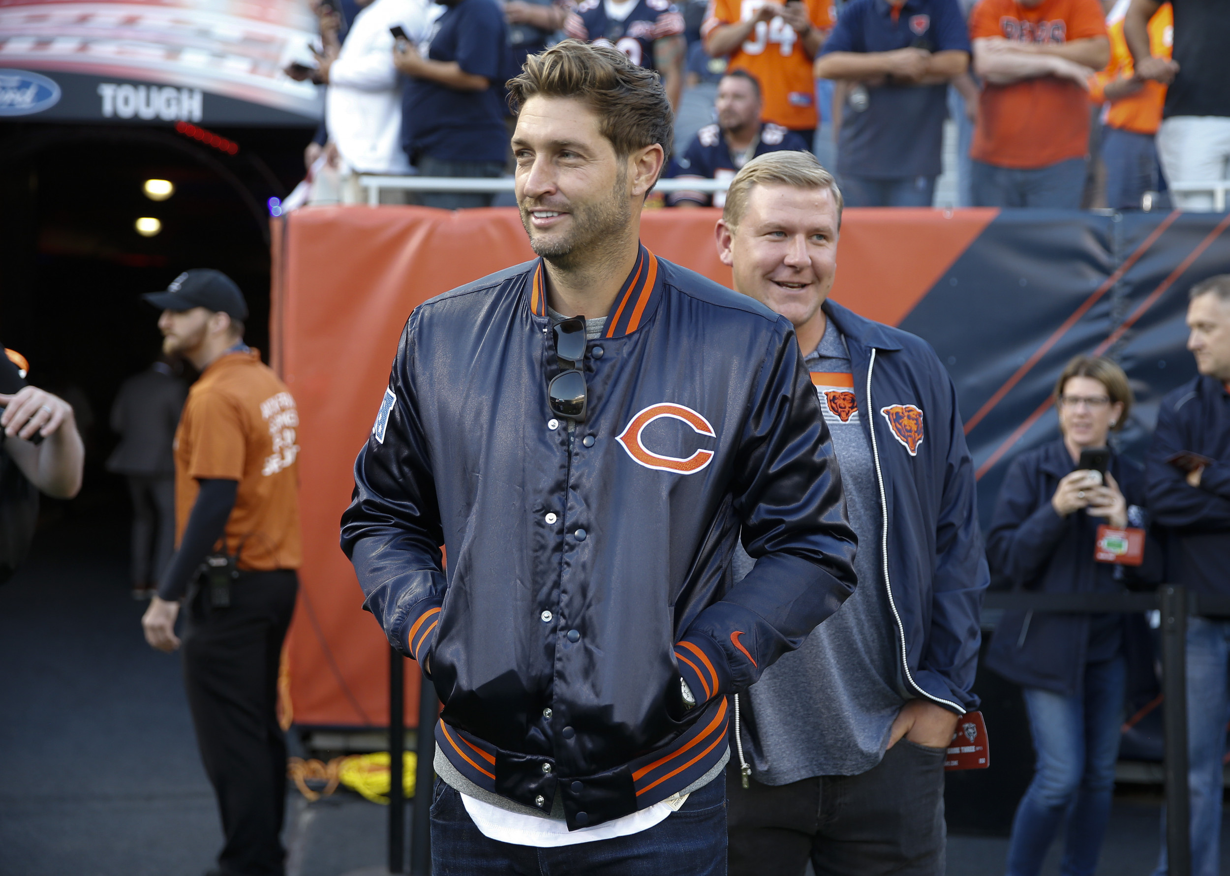 Retired football player Jay Cutler endorses Trump for president