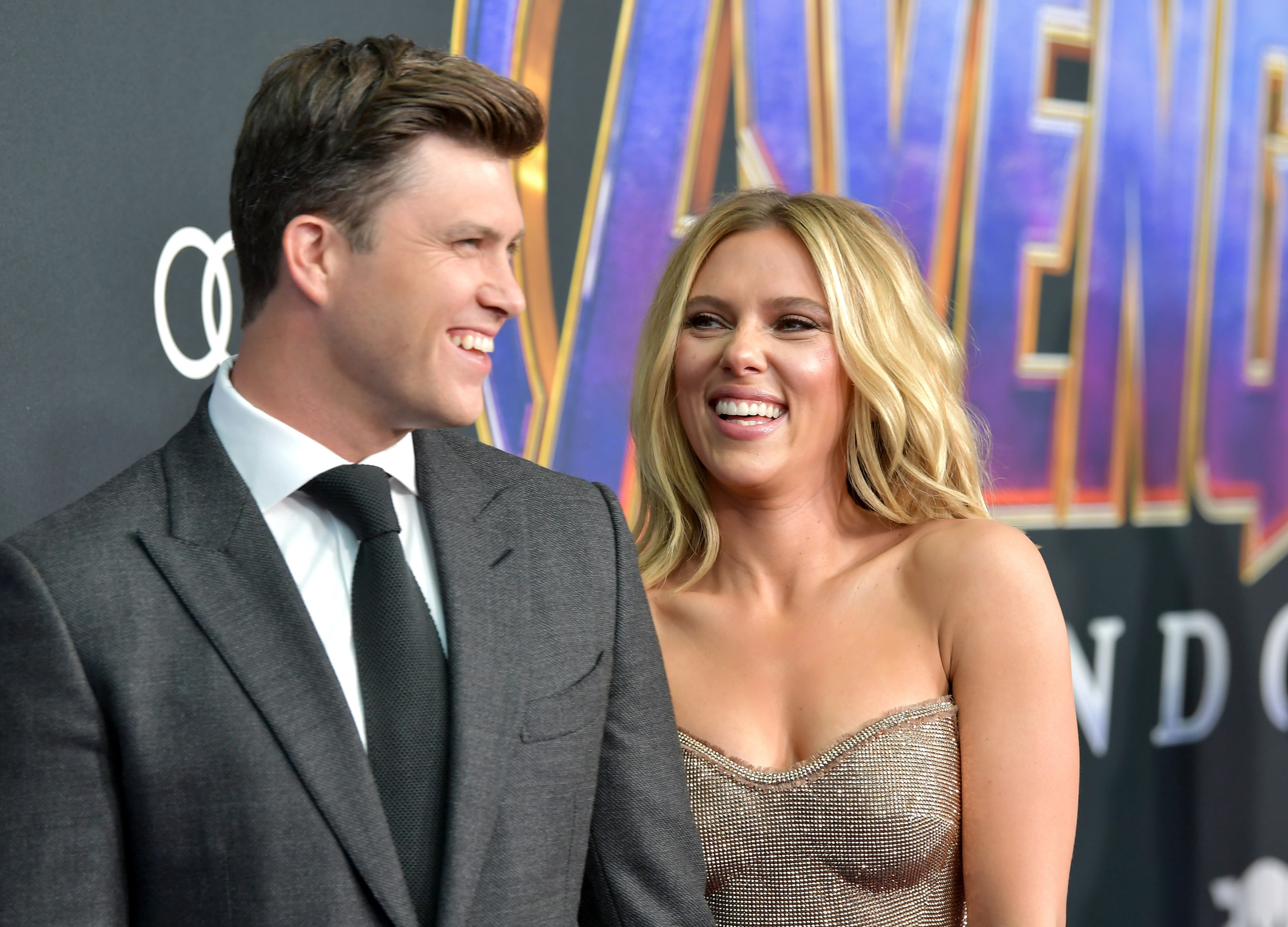 14 Years After Meeting On My Super Sweet 16 Parody Colin Jost And Scarlett Johansson Are Married [ 1800 x 2500 Pixel ]