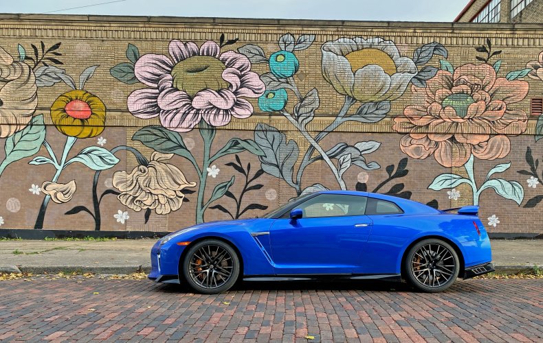 2021 Nissan GT-R Review