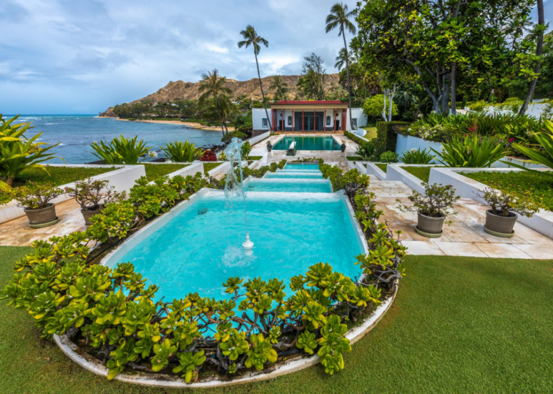 Hawaii: Shangri La, Oahu